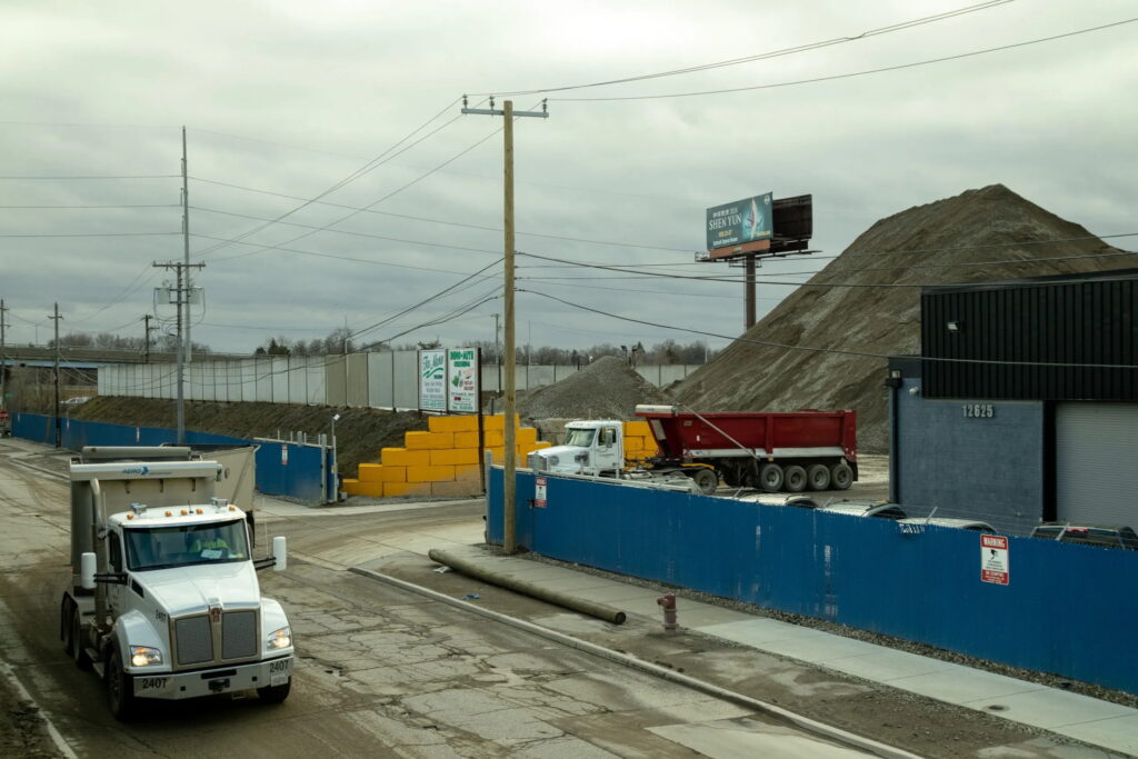 Detroit concrete crushing facility