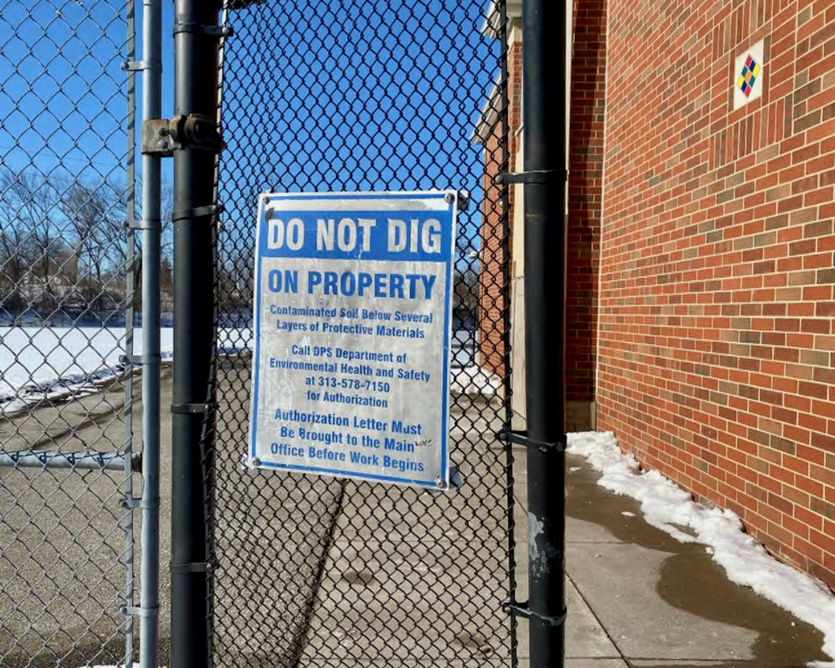 "Do Not Dig" sign at Roberto Clemente Learning Academy in Southwest Detroit