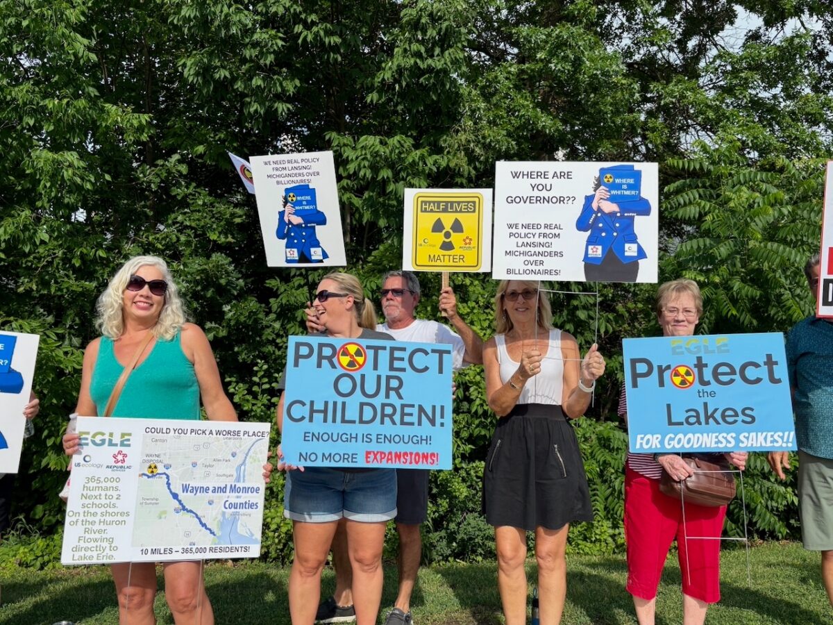 Judge blocks shipment of Manhattan Project radioactive waste to Wayne County landfill