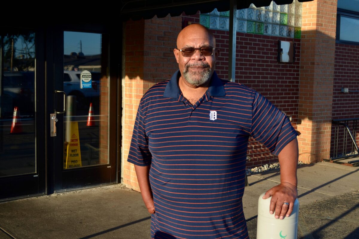 Jeffrey Jones, executive director of Hope Village Revitalization, stands in front of the Islamic Center of Detroit.