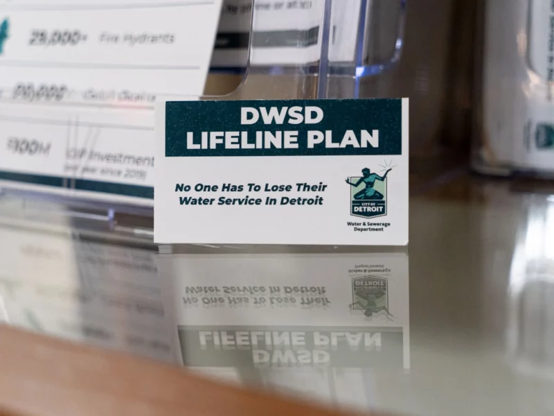 A sign for the DWSD Lifeline water affordability program.