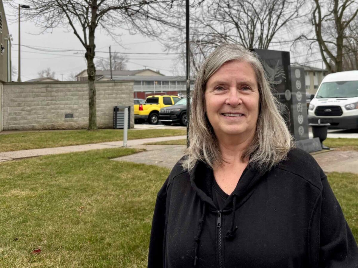 Gibraltar resident Lenore Bolthouse at Wednesday’s data center town hall.