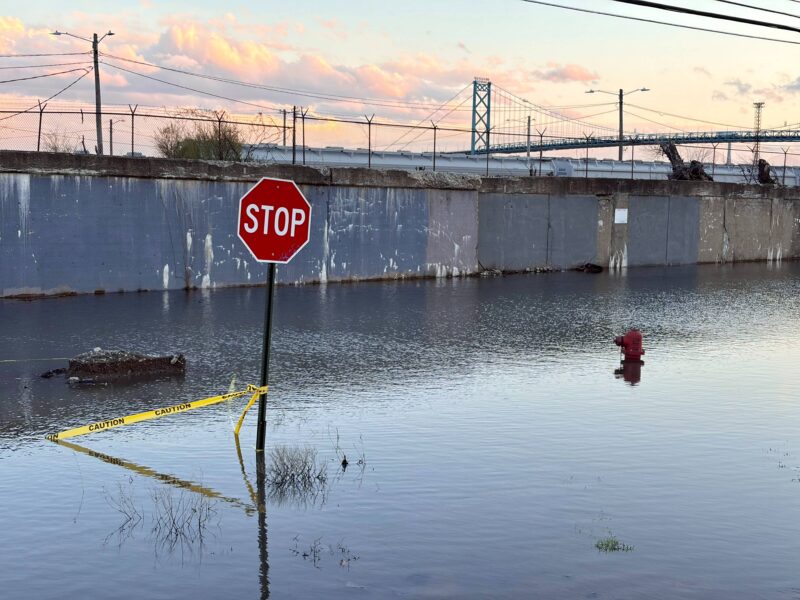 West Jefferson Avenue flooding in Detroit
