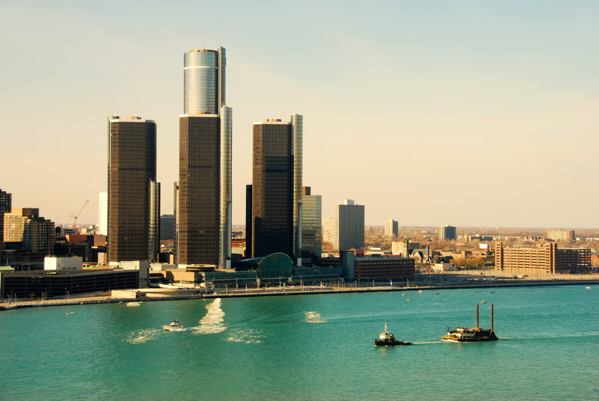 Heat wave: Detroit faces forecast with temps near 100 degrees, Michigan issues ozone alert