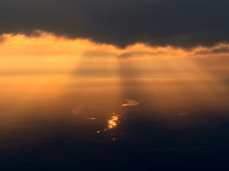 Rain brings some relief for Canadian fire crews, Detroit air quality