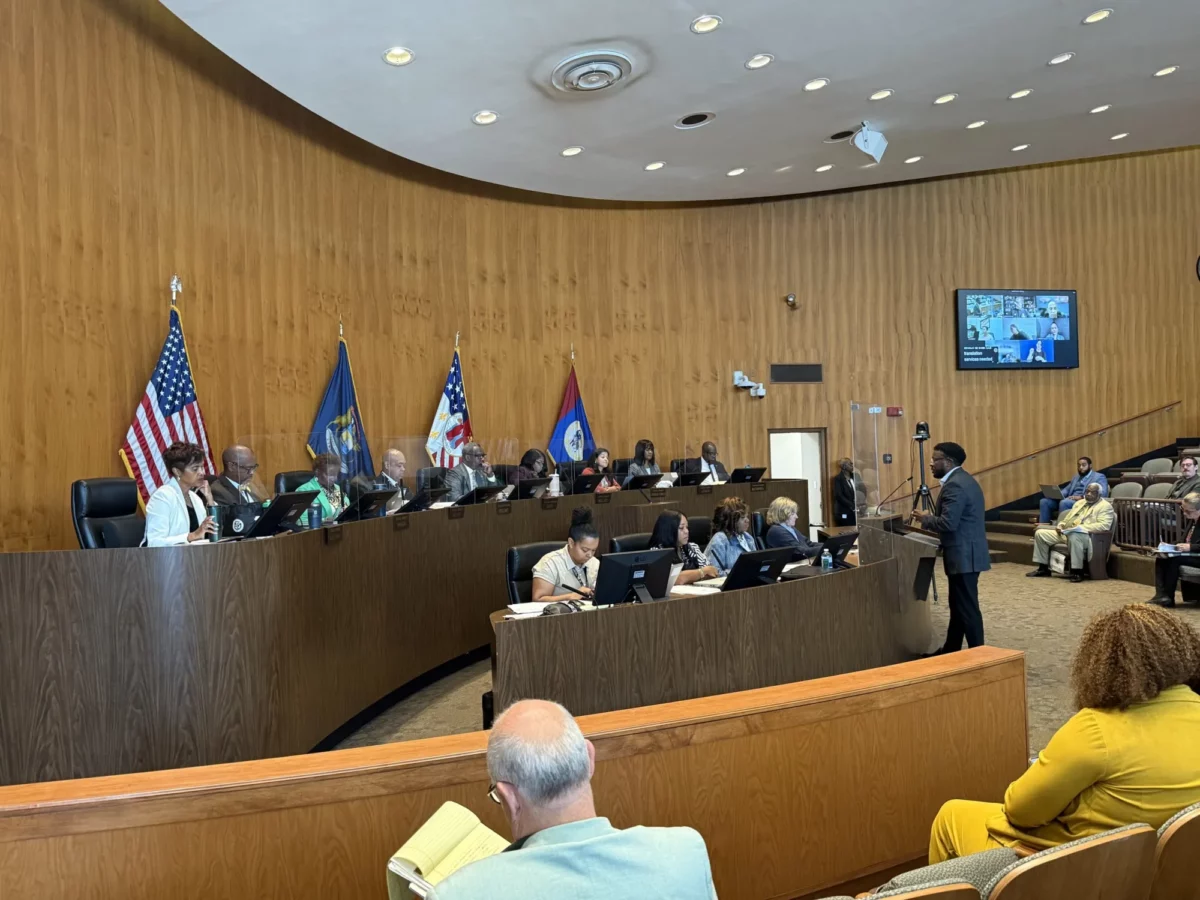 Detroit Mayor Mary Sheffield's Chief of Staff David Bowser addresses the Detroit City Council.