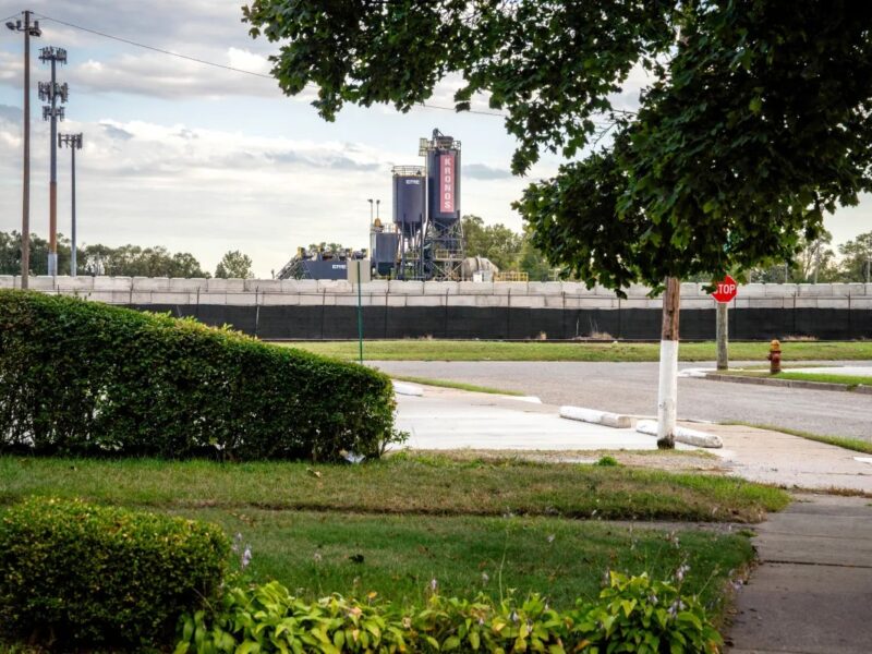 Detroit rezoning decision could block Moroun-owned concrete plant from further expansion